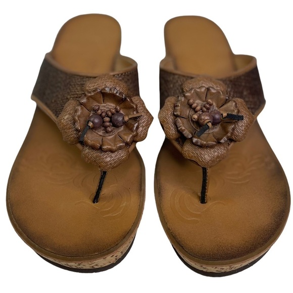 Clarks Women’s Cork Wedge Sandals - Picture 9 of 9